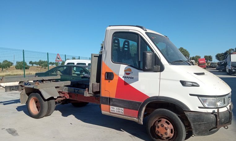 Despiece camión grúa Iveco Daily 35C10