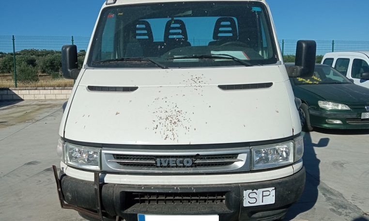 Despiece camión grúa Iveco Daily 35C10