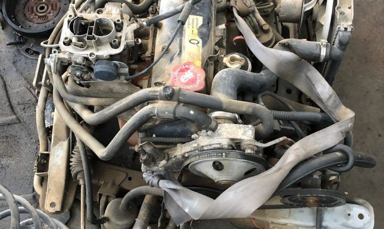Motor y caja de cambios Renault 1.4gasolina