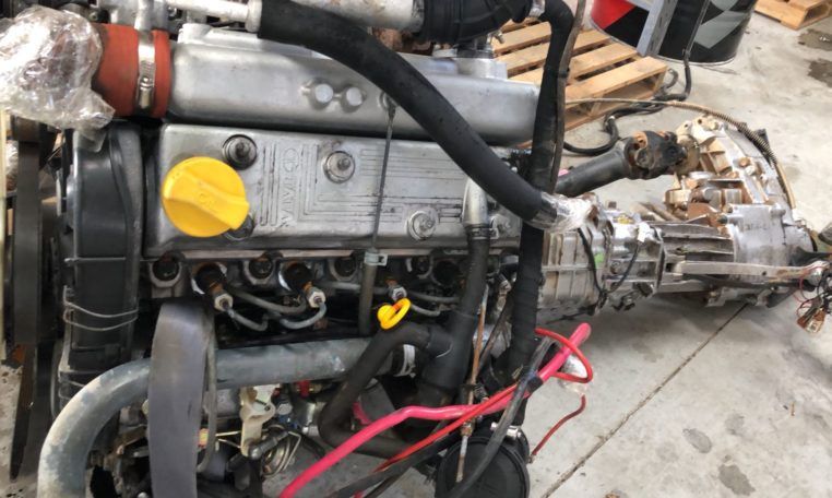 Motor y caja de cambios Tata Telco Sport
