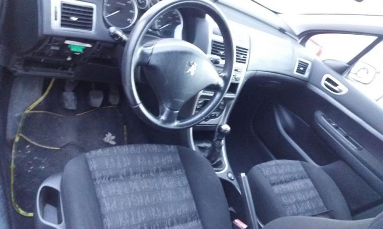 Despiece Peugeot 307 2.0HDI del 2005