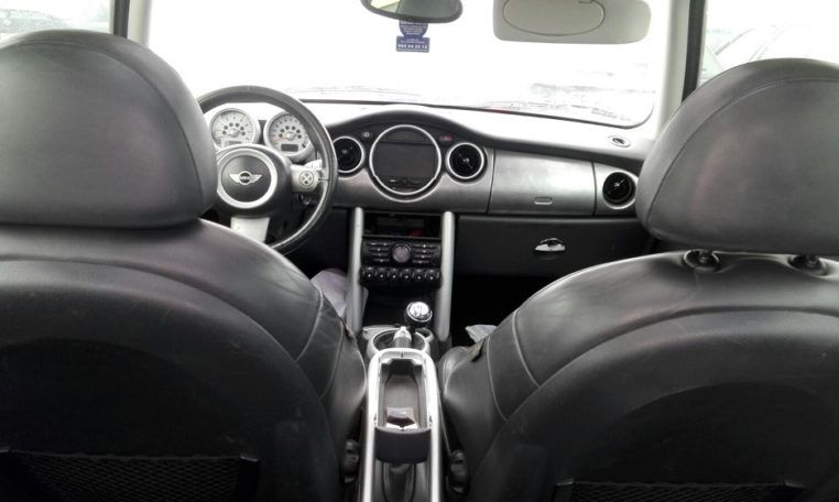 Despiece Mini Cooper del 2004