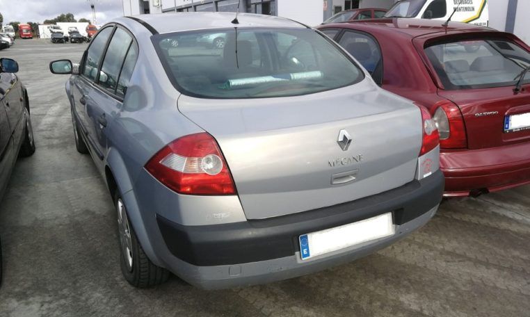 Despiece Renault Megane Sedan 1.5DCI del 2003