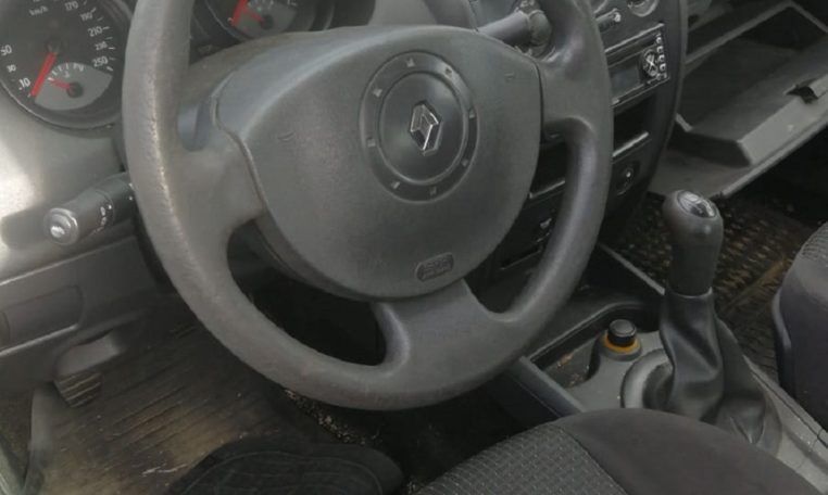 Despiece Renault Megane Sedan 1.5DCI del 2003