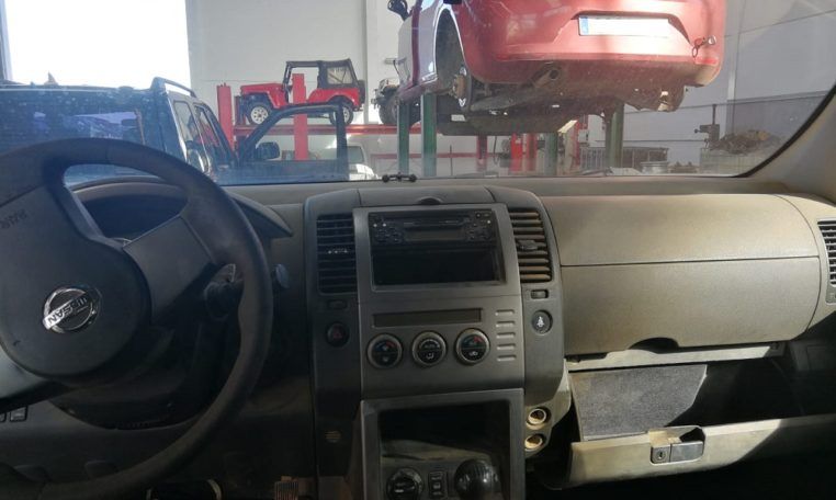 Despiece Nissan Pathfinder 2.5TD del 2006