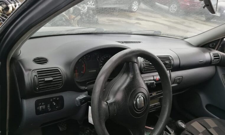 DESPIECE SEAT LEÓN 1.9TDI DEL 2000