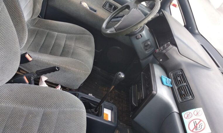 Despiece Nissan Prairie 2.0 Gasolina del 1991