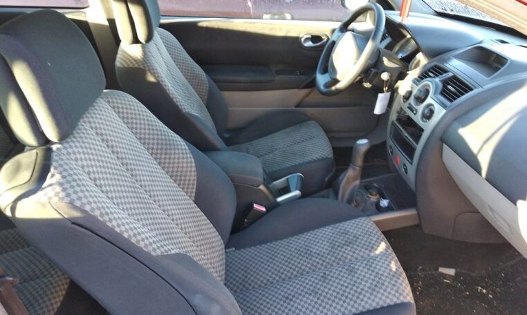 Despiece Renault Megane Sport 1.5DCI del 2003