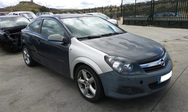 Despiece Opel Astra GTC del 2006