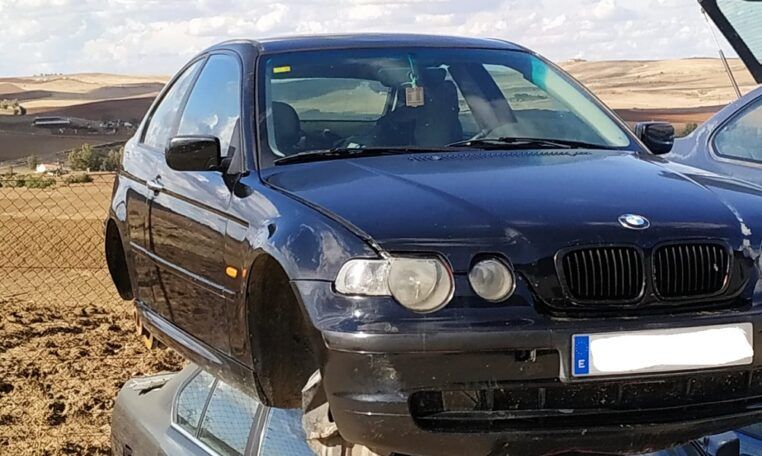 Despiece bmw 320 compact del 2006