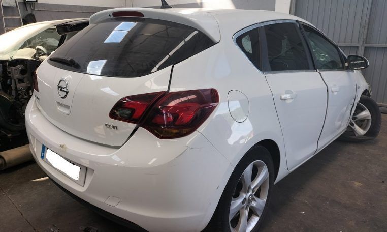 Despiece Opel Astra J