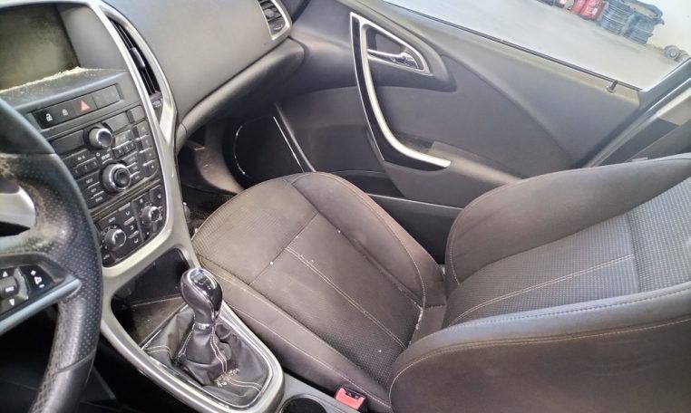 Despiece Opel Astra J