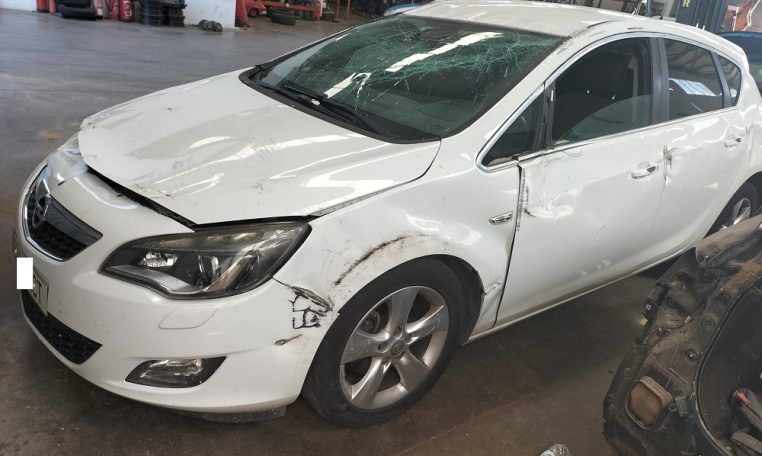 Despiece Opel Astra J