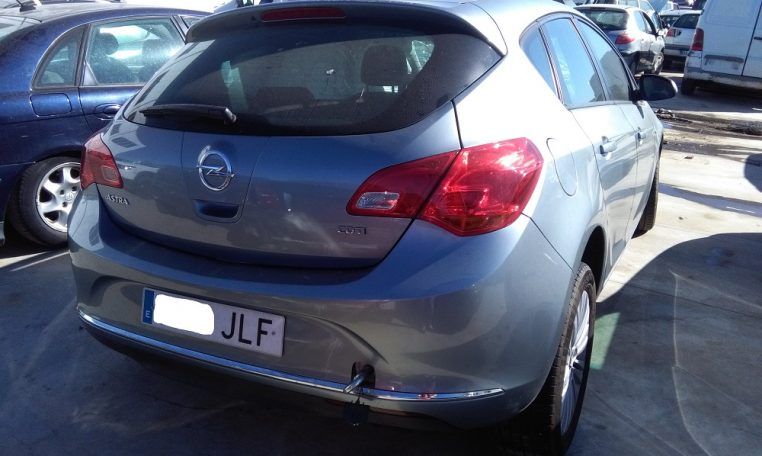 Despiece Opel Astra CDTI 2015