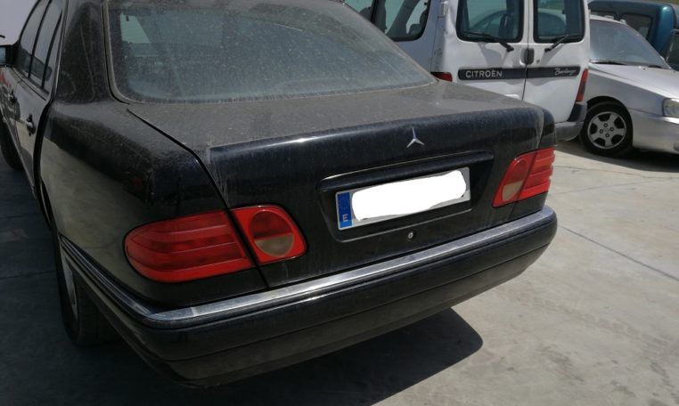 Despiece Mercedes E300 del 1999