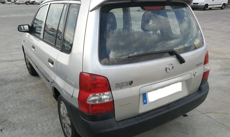 Despiece completo Mazda Demio 1.3 Gasolina del 2002
