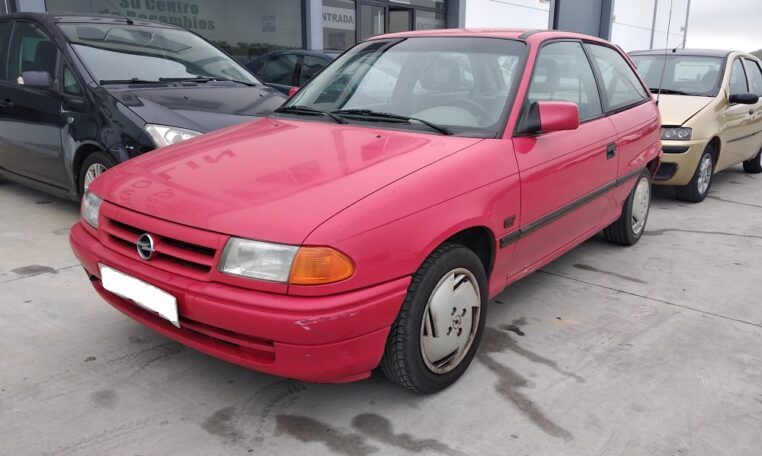 Despiece Opel Astra GT del 1992