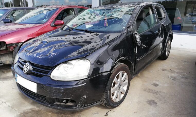 Despiece Volkswagen Golf 1.9TDI del 2006