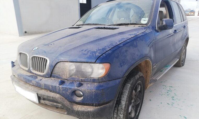 Despiece BMW X5 año 2004 4.4 gasolina