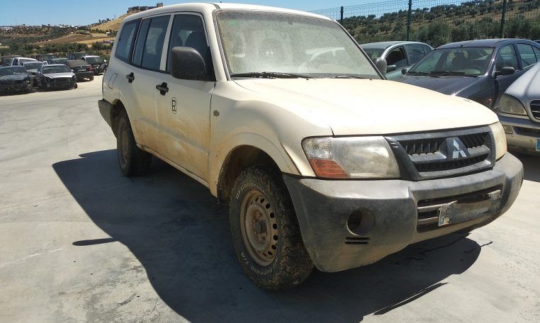 Despiece Mitsubishi Montero del 2005