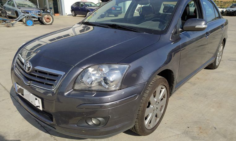 Despiece Toyota Avensis 2.0D4D