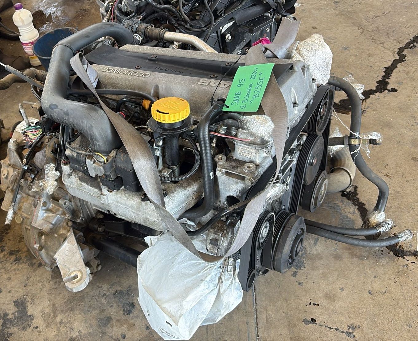 Motor Saab 95 2.3