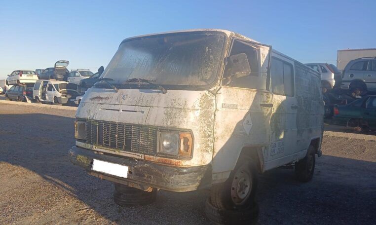 Despiece Mercedes-Benz MB 100 2.4 D