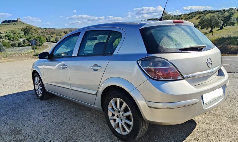 Opel Astra H 1.6