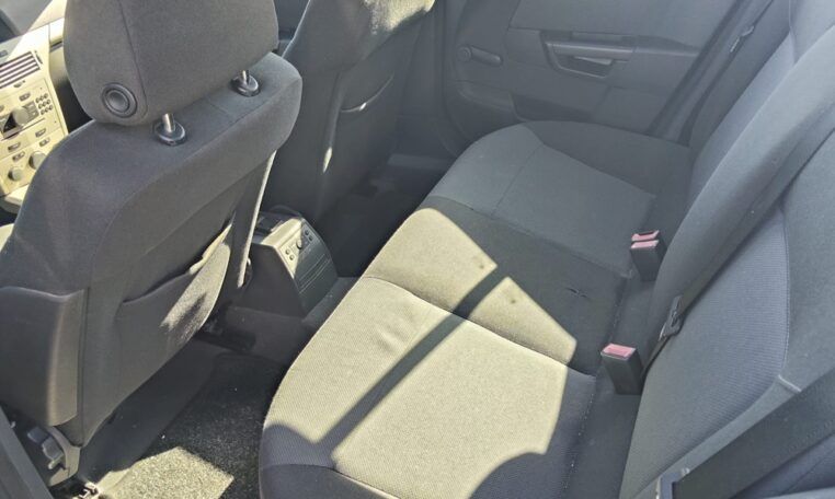 Opel Astra H 1.6
