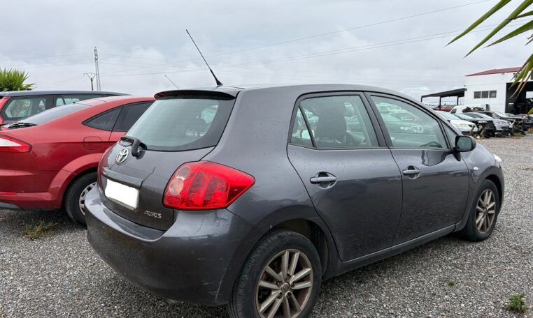 Despiece Toyota Auris 2.0D