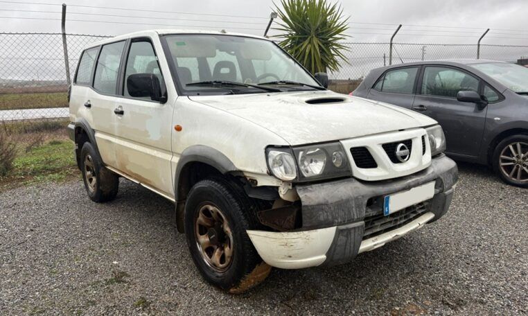 Despiece Nissan Terrano II 4x4 2.7 TDI