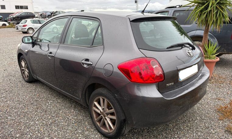 Despiece Toyota Auris 2.0D