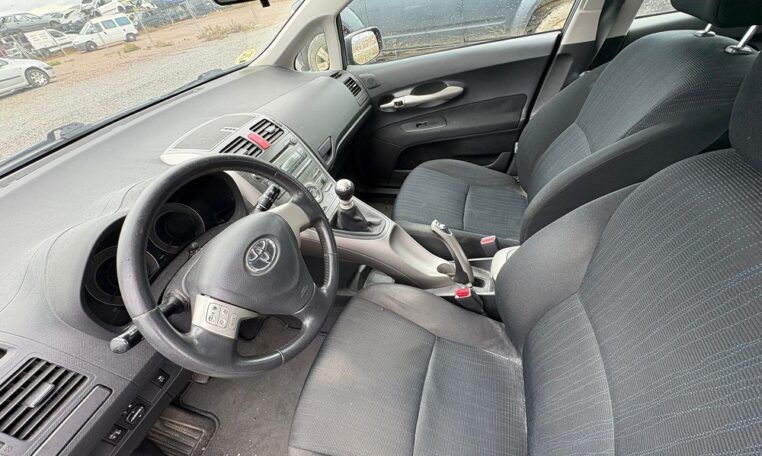 Despiece Toyota Auris 2.0D
